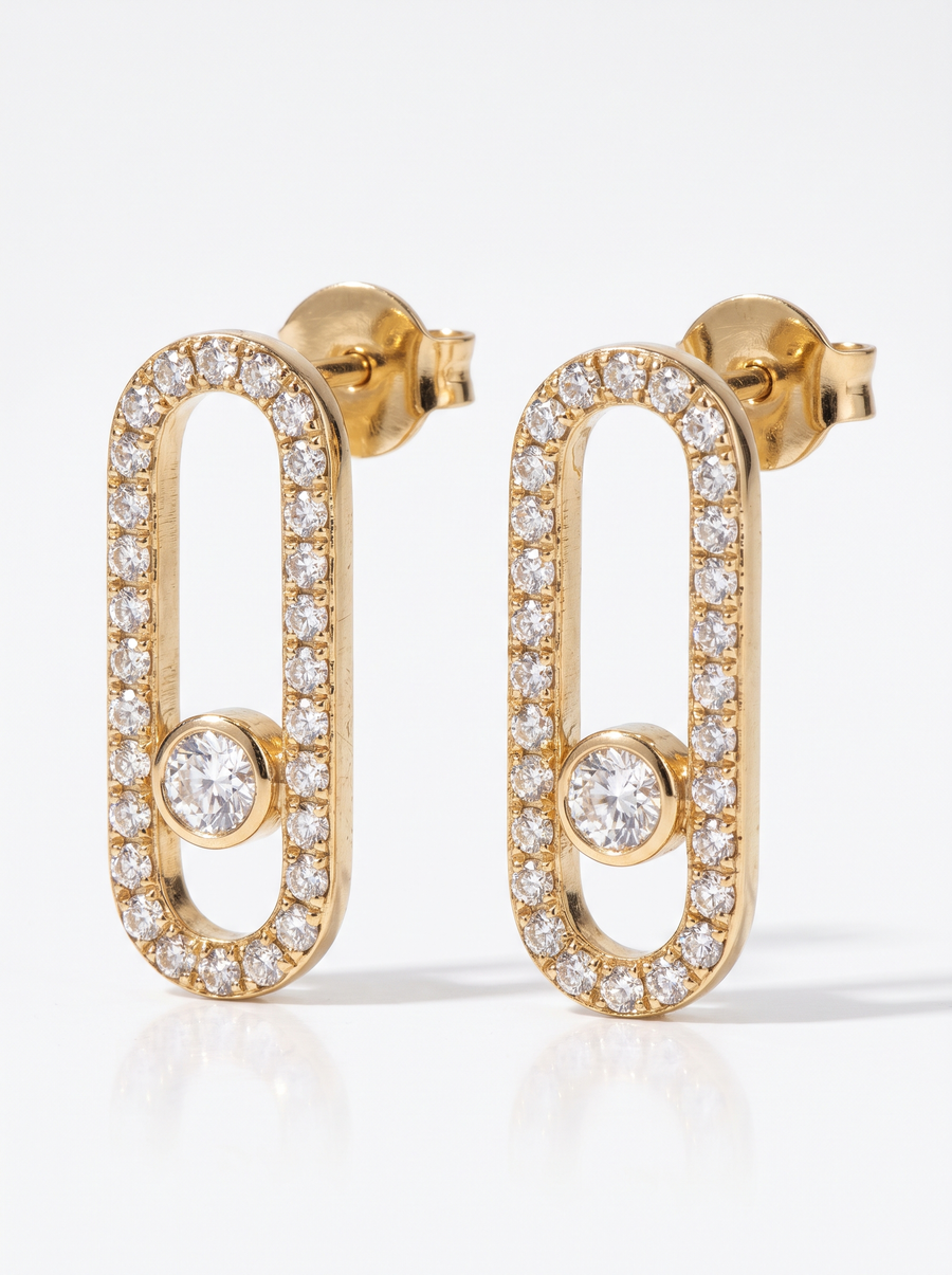 Pavé Link Earrings in 18K gold vermeil: stone-lined oval links with a bezel-set centre stone