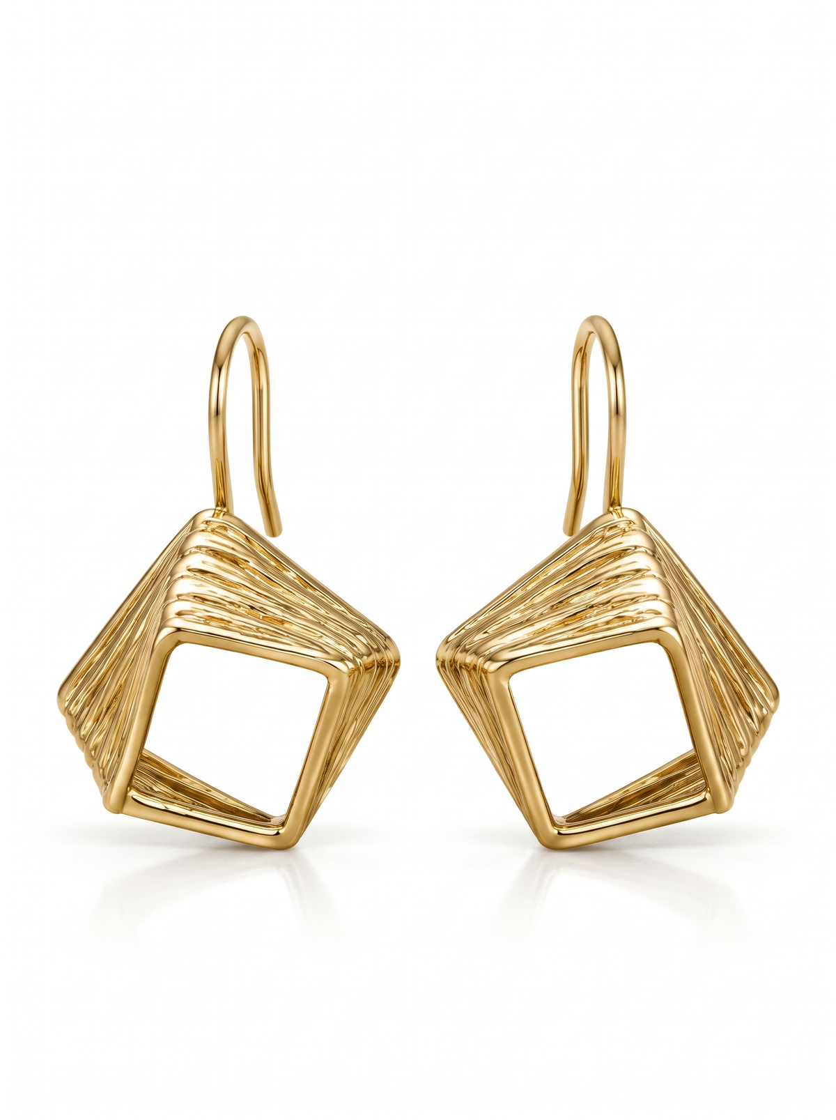 Square Hoops in 18K Gold Vermeil